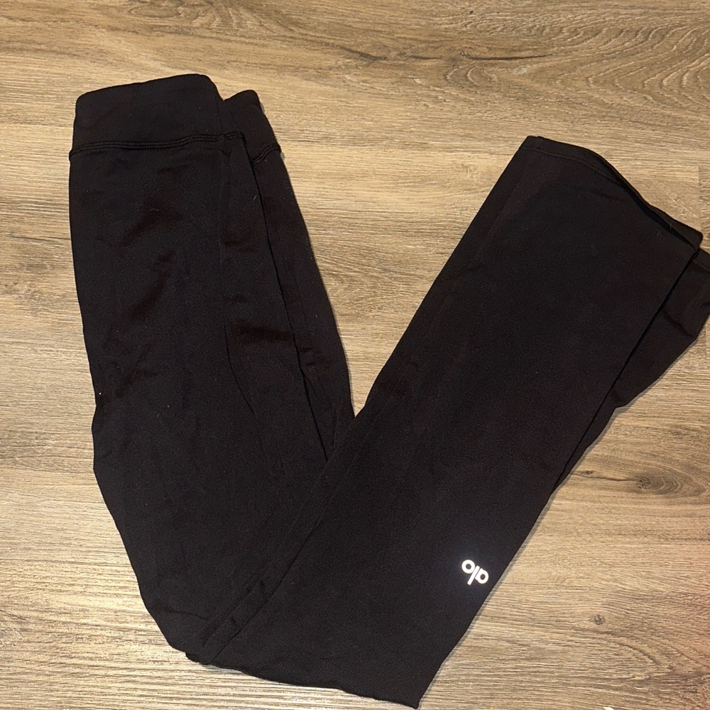 Alo flare leggings